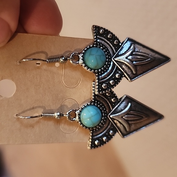 New Blue Howlite & Silverstone Drop Earrings - Picture 4 of 4